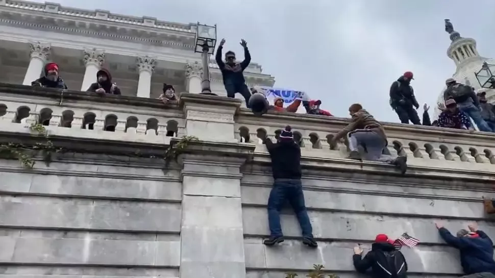 S-a lăudat pe rețelele de socializare că a intrat în Capitoliu și a fost pus sub acuzație