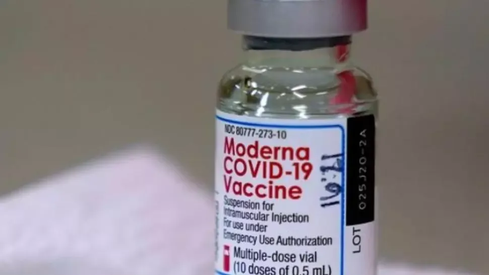 A doua tranșă de vaccin Moderna a ajuns, sâmbătă, în România. Câte doze vor fi distribuite