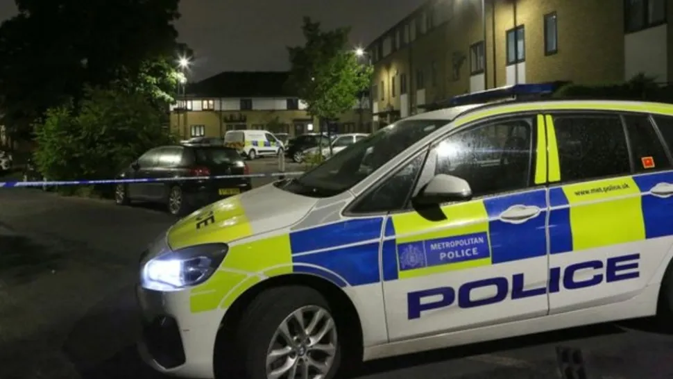 Șofer român de taxi, înjunghiat mortal în Londra