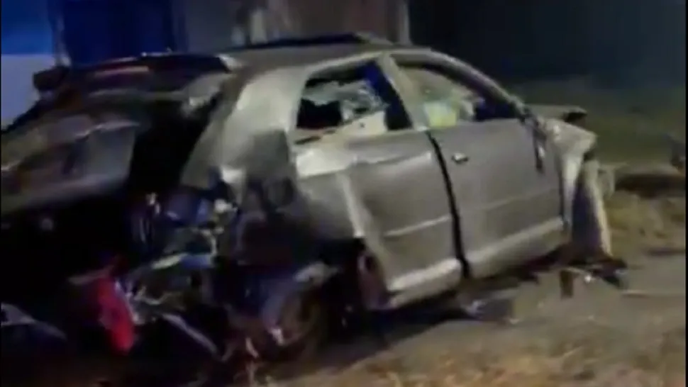 VIDEO Accident grav provocat de un bărbat care a sustras două mașini