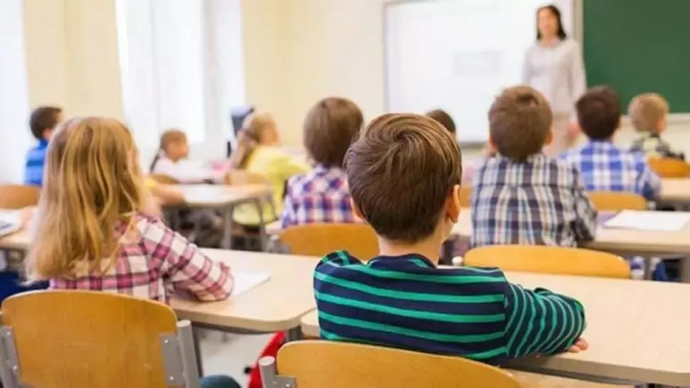 Aproape 500 de profesori și elevi, confirmați cu Covid în ultima săptămână - Numărul infectărilor în rândul elevilor este în creștere 