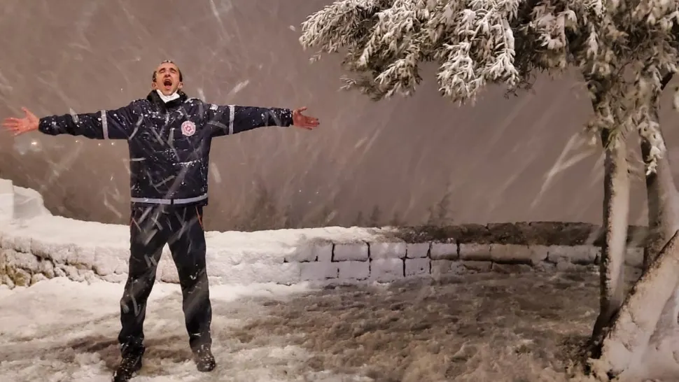 VIDEO | Locuitorii din Ierusalim de bucură de prima zăpadă după șapte ani