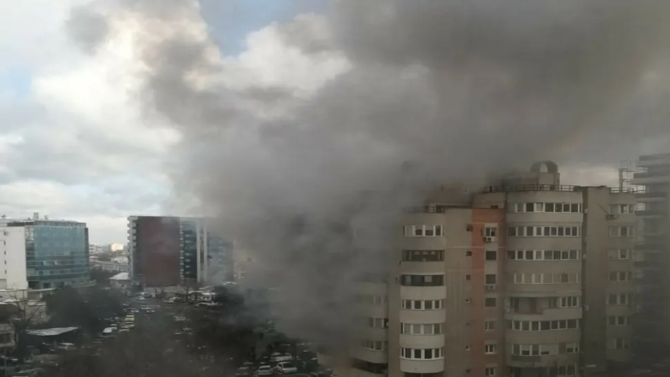 Incendiu VIOLENT la etajul 6 al unui bloc din Constanța: o femeie a murit după ce a căzut de la balcon - VIDEO