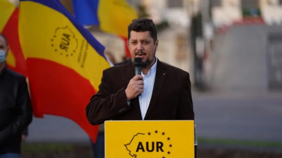 Claudiu Târziu: „Dezastrul sanitar este cauza guvernului care încă se află în funcție. Pare că salvăm patria, dar o scufundăm cu fanfară”