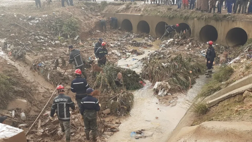 Inundații catastrofale: cel puțin 10 oameni au murit. Imagini dramatice din Algeria VIDEO