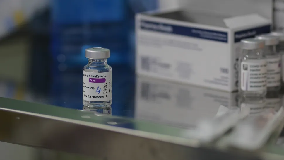 AstraZeneca reduce cu 25% cantitatea de doze livrate la nivel european. Cum va fi afectată România