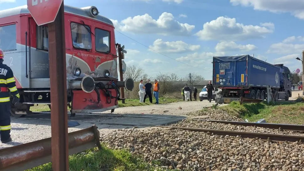 Accident feroviar, în apropiere de Timișoara: 5 răniți. Printre victime este și un copil 