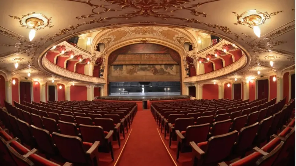 Manager interimar la Opera Națională Română din Iași. CINE este Florin-Daniel Șandru, cel care o înlocuiește pe Beatrice Rancea 