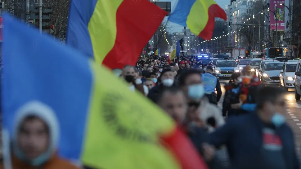 Primele MĂSURI după protestul din Capitală: 188 de persoane identificate și duse la AUDIERI. 12 jandarmi RĂNIȚI și 222 de AMENZI în valoare de peste 200 de mii de lei