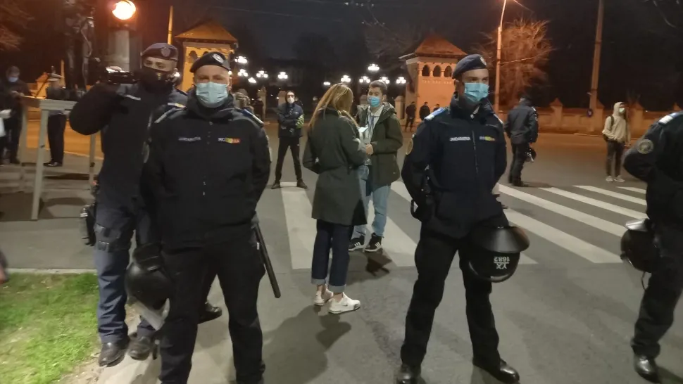 Amenzi uriașe după protestul din Capitală: Au fost aplicate 141 de sancțiuni contravenționale în valoare totală de 98.025 de lei