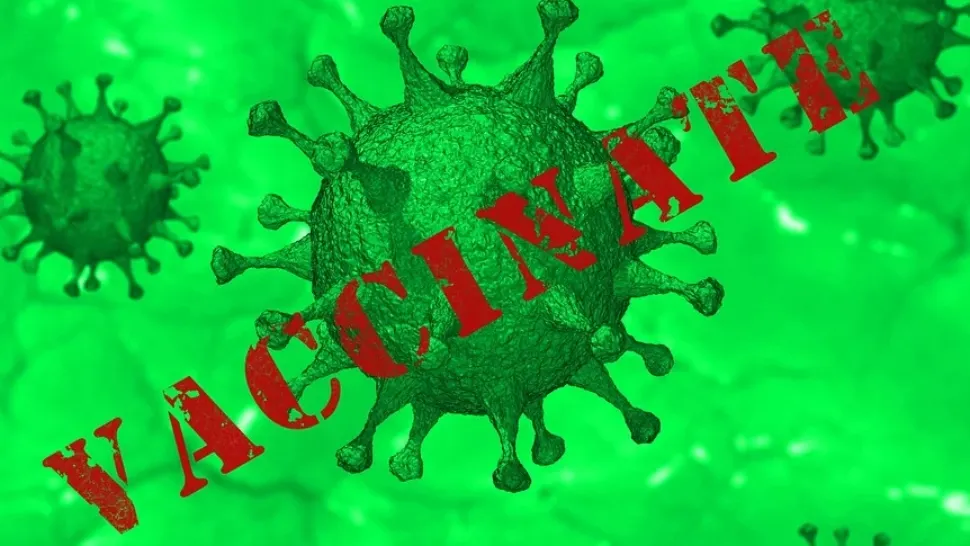 Peste 38.000 de persoane, imunizate împotriva COVID-19, în ultimele 24 de ore. CÂTE reacții adverse au fost și la care vaccin, Pfizer sau AstraZeneca