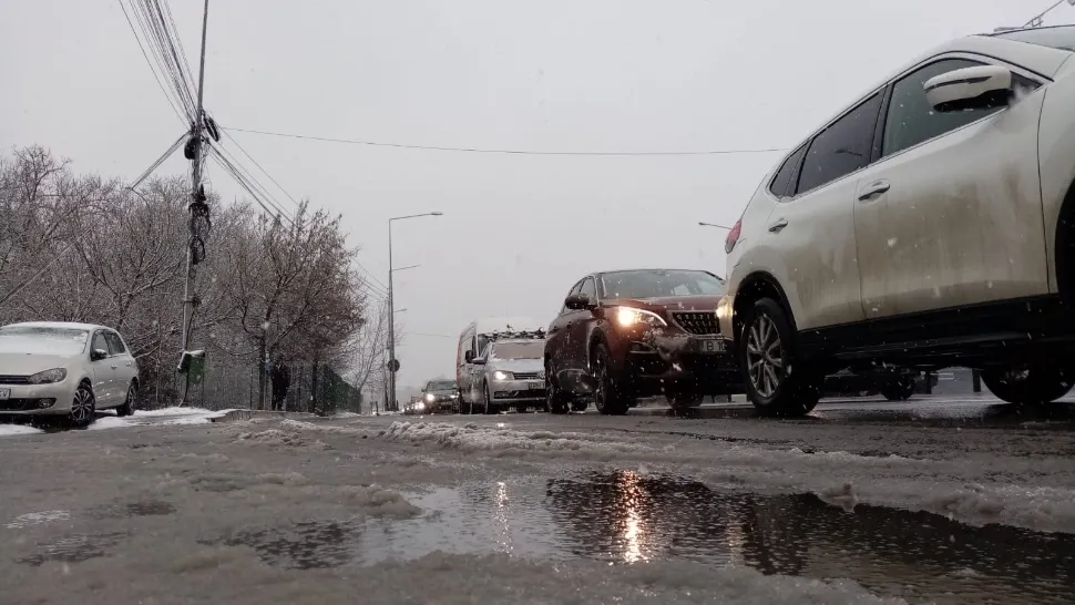 Vremea 30 noiembrie - Foarte rece în toată țara - Informare meteorologică de vânt puternic