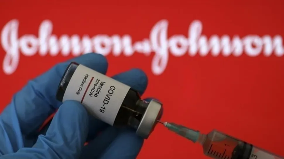 Johnson&Johnson, reacție după cazurile de cheaguri de sânge raportate la imunizarea cu vaccinul său anti-COVID-19