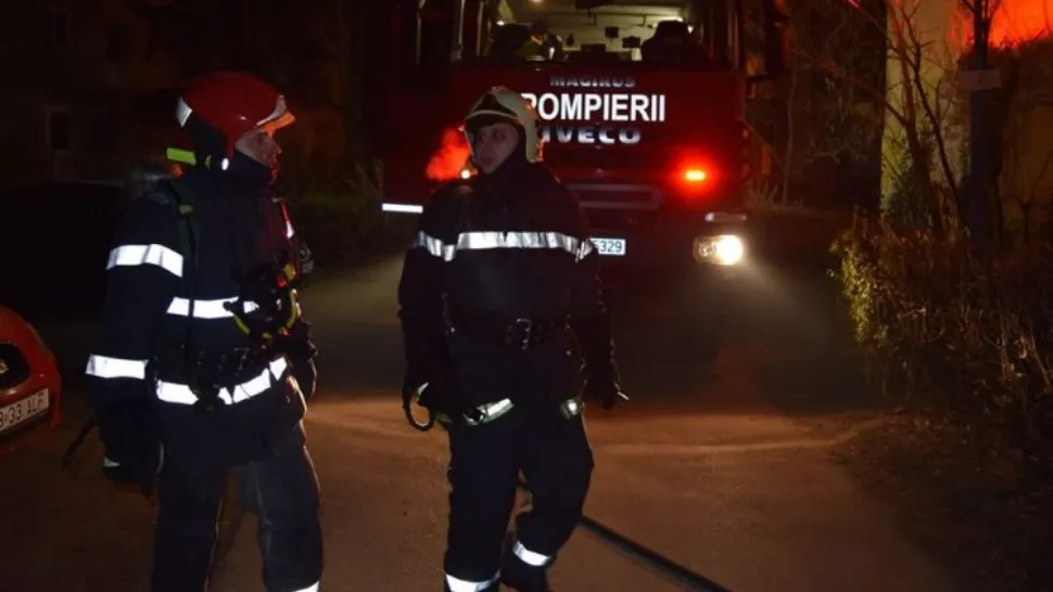 Incendiu VIOLENT la Vișeu de SUS, în Maramureș - 3 oameni AU MURIT și o casă a fost DISTRUSĂ