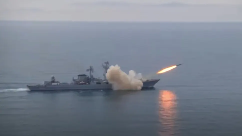 Tensiunile în Marea Neagră continuă. Rusia a lansat o rachetă supersonică