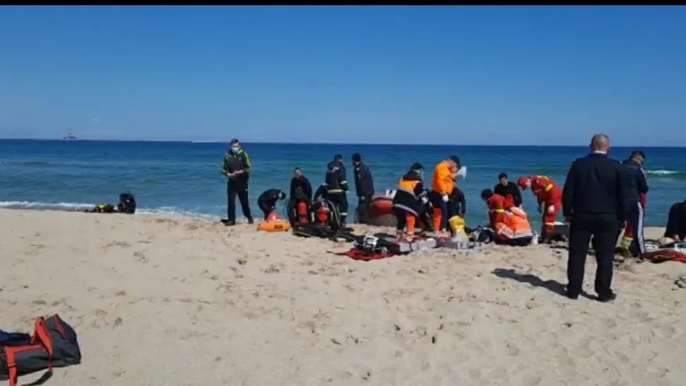 Un turist în vârstă de 36 de ani a fost grav rănit după ce s-a ARUNCAT de pe un dig din Eforie Nord 