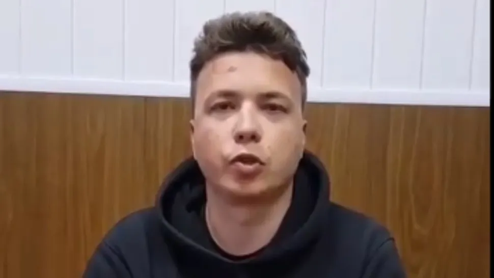 VIDEO Reeducare stil Lukașenko: Cu fața tumefiată, jurnalistul dat jos din avion și reținut "își recunoaște" vina
