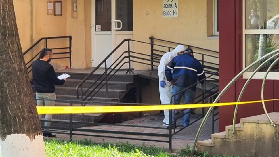 Un om al străzii, mort în condiții suspecte la Piatra Neamț. Prima ipoteză, crimă