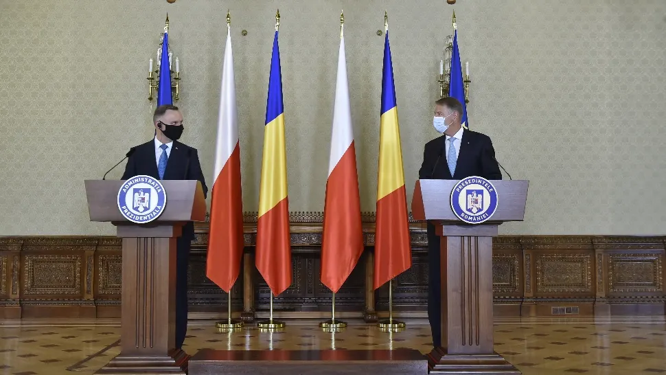 A început Summitul Formatului (B9) găzduit de preşedintele Klaus Iohannis: „Prezența președintelui SUA Joe Biden transmite un puternic semnal de solidaritate”