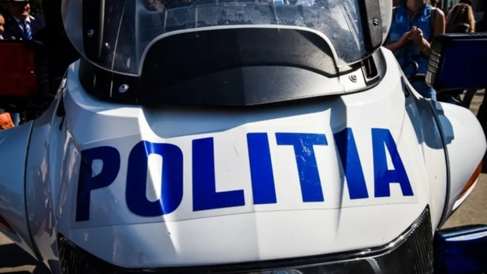 Bărbat cu probleme de sănătate, bătut cu sălbăticie de COPII