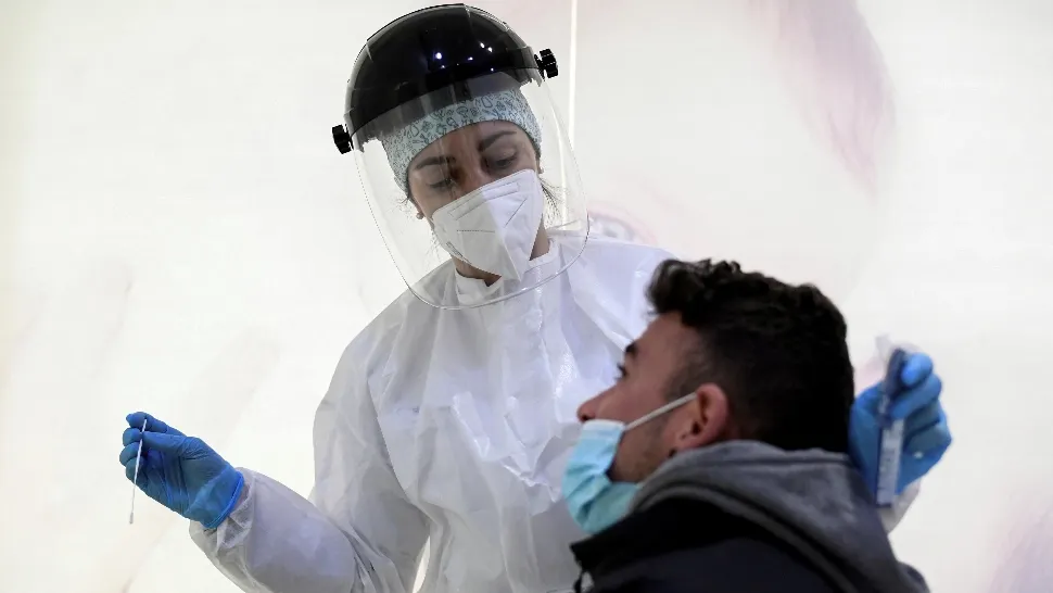 Bilanț coronavirus 19 mai: 707 cazuri noi, 54 de decese. Situația la Terapie Intensivă