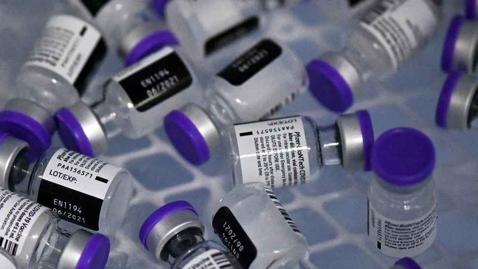 O cantitate impresionantă de vaccin Pfizer sosește în România - UNDE vor fi livrate peste 400.000 de doze