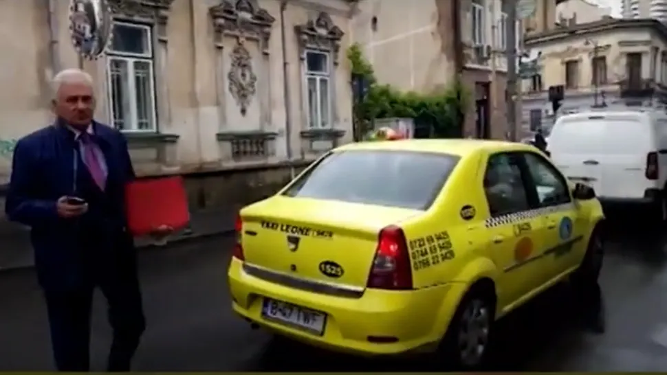VIDEO Adriean Videanu, apostrofat de protestatarul Marian Ceaușescu. Ce cuvinte i-a adresat fostului ministru