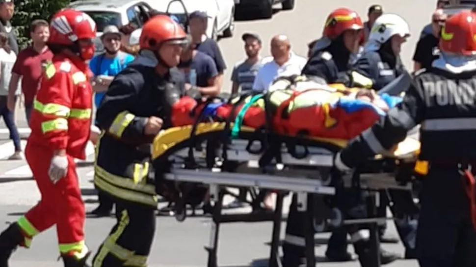 Doi motocicliști maghiari, răniți într-un accident la Petroșani