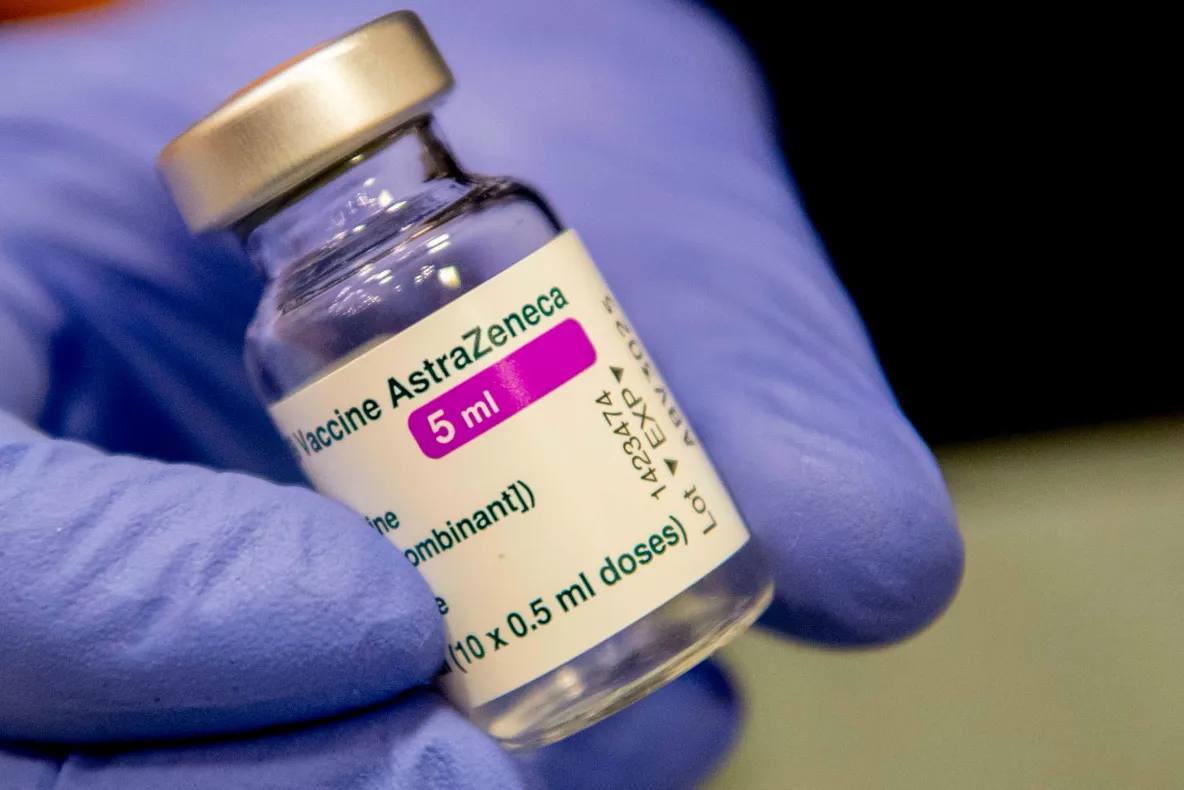 Zeci de mii de doze de vaccin anti-Covid, DISTRUSE în România pentru că EXPIRĂ