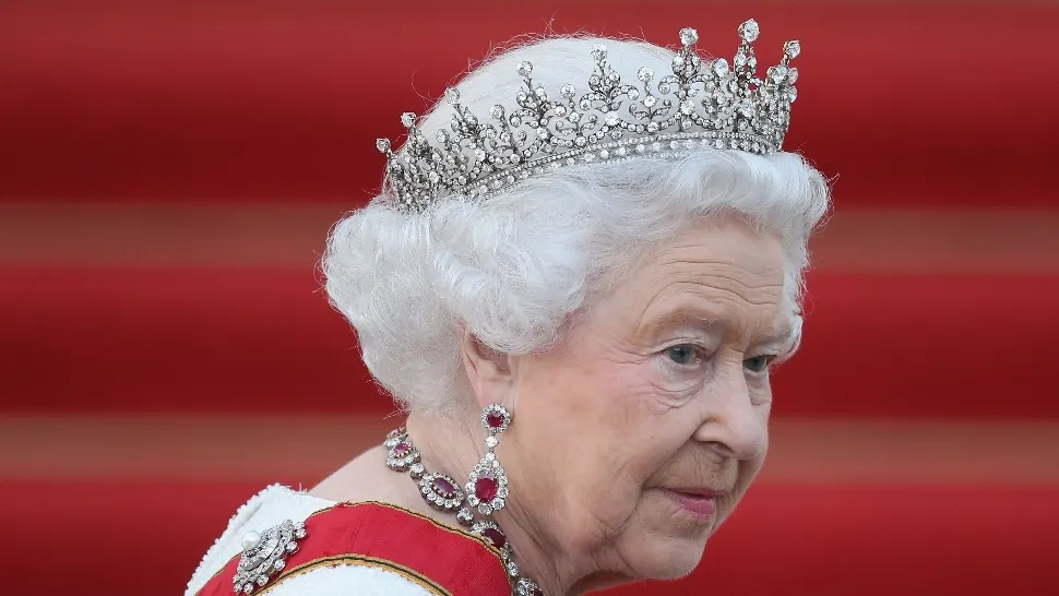 Prima reacție a Reginei Elisabeta a II-a, după nașterea fetiței lui Meghan și Harry, retrași din familia regală