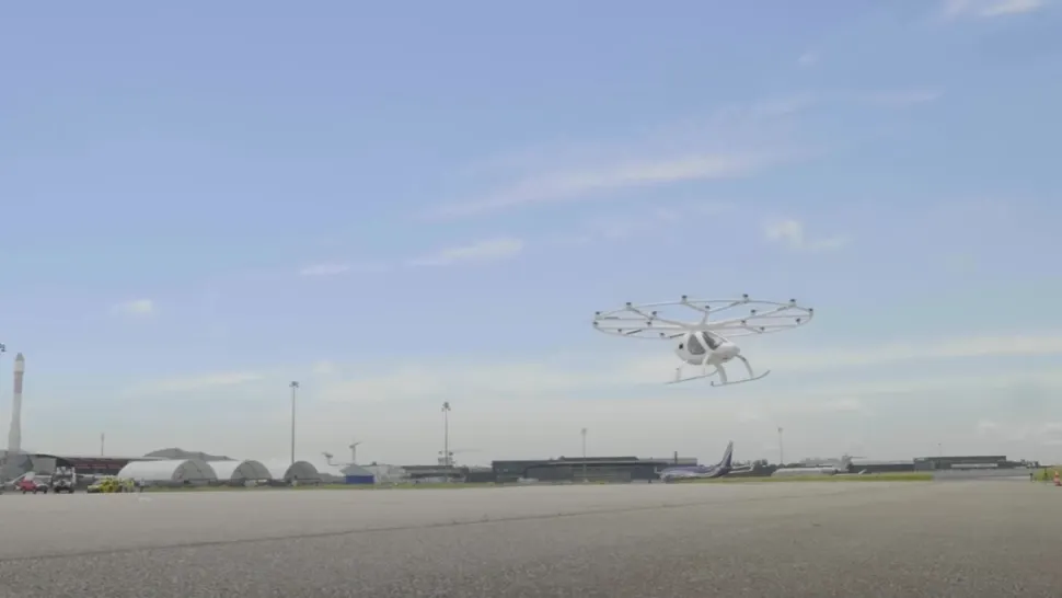 VIDEO | Test-pilot cu primul taxi aerian. Când ar putea fi lansat pe piață