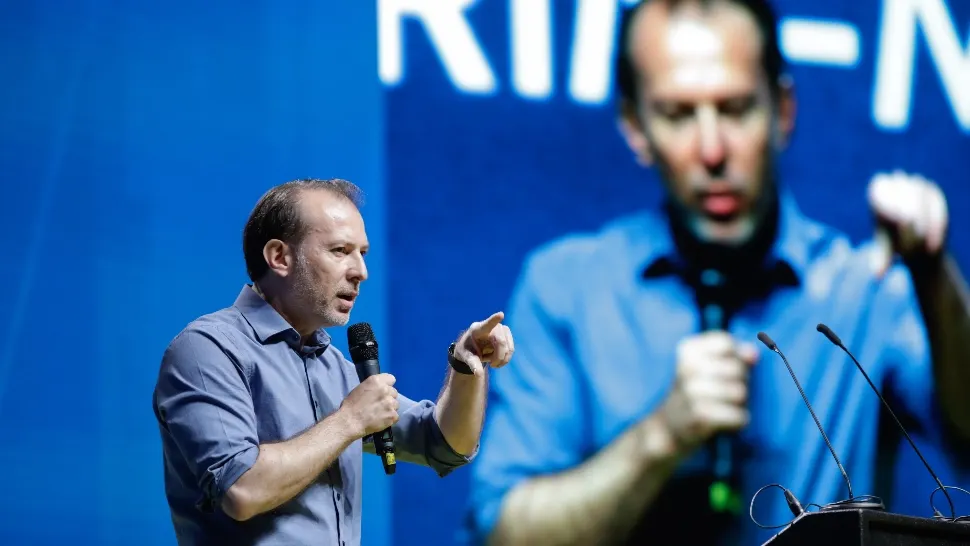 Amenințări directe în Coaliție. Florin Cîțu, pe făraș? USR-PLUS amenință cu moțiunea 