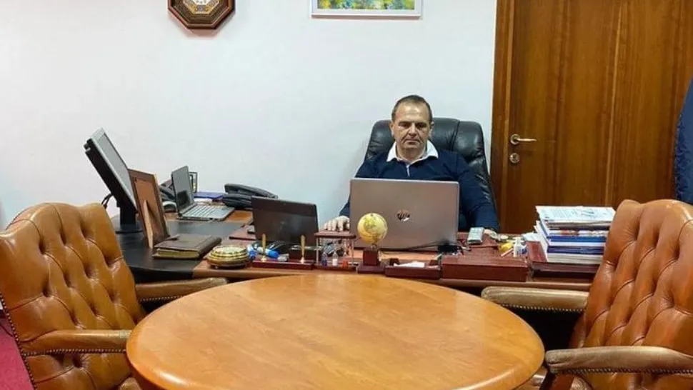 Marea reformă de la Guvern. Bugetar de lux, salvat prin metoda comunistă a rotației cadrelor