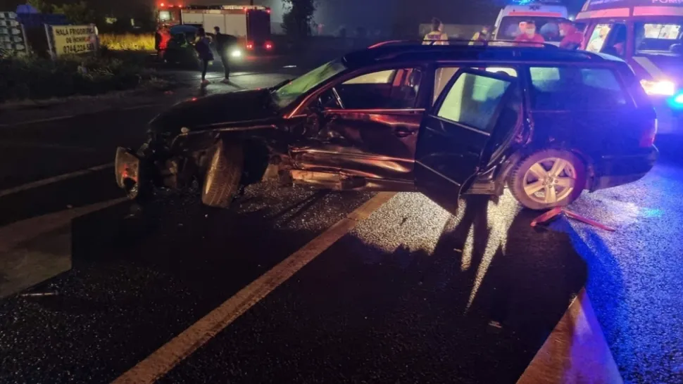  FOTO | Accident între Cluj și Oradea: 8 victime, dintre care 3 copii 