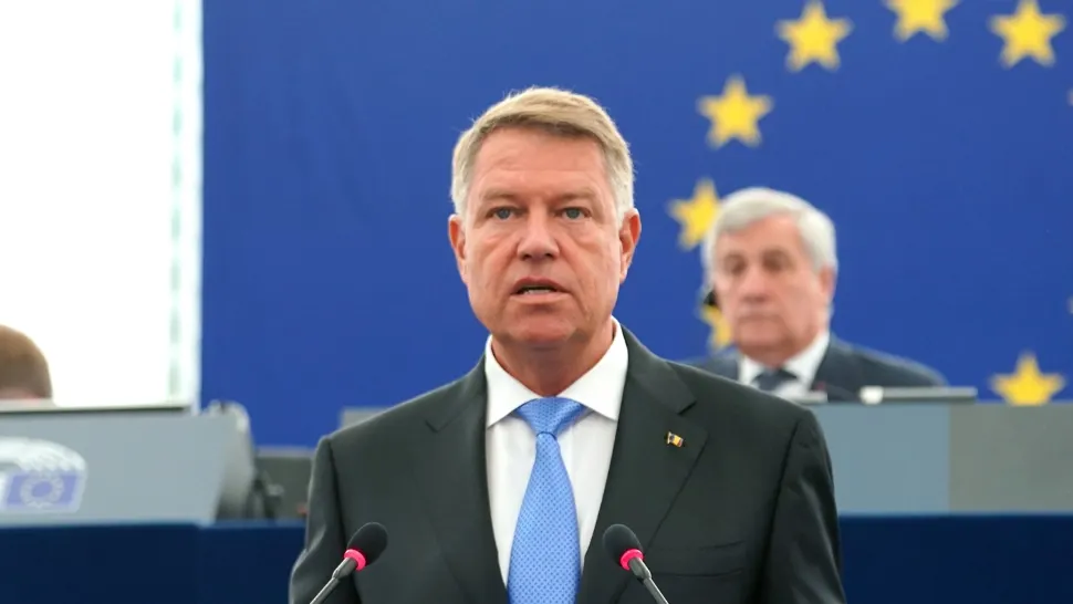Persoanele care se vaccinează beneficiază de câte o zi liberă pentru fiecare doză - Klaus Iohannis a promulgat LEGEA