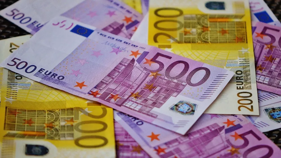 O femeie a mers săptămâni întregi cu un bilet de loto în geantă, fără să ştie că a câştigat 33 de milioane de euro