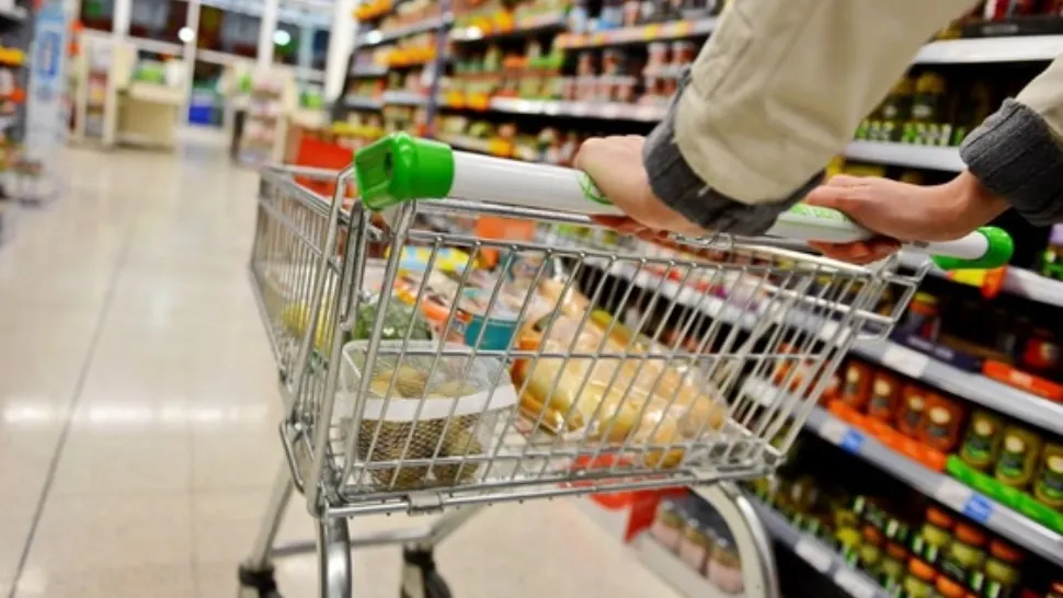Atenționare sanitar-alimentară, într-un supermarket din România: un produs la mare căutare, RETRAS de la VÂNZARE