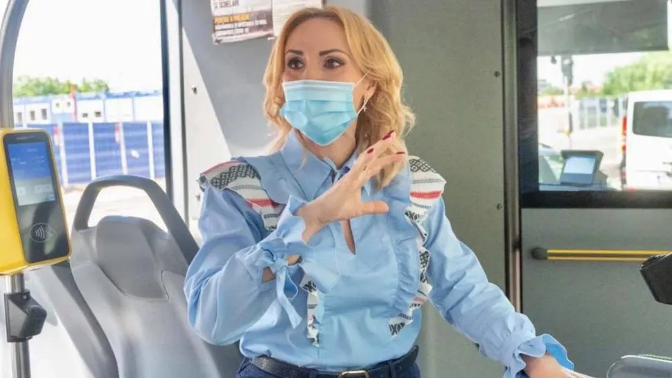 Gabriela Firea îi cere EXPLICAȚII lui Nicușor Dan despre achiziția de autobuze, în Capitală. Sumele URIAȘE ce ar urma să fie plătite