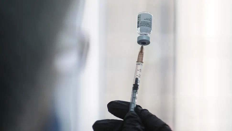 Federația Sindicatelor din Educație amenință că dă Guvernul în judecată din cauza vaccinării obligatorii. Marius Nistor: Este o măsură ilegală și imorală