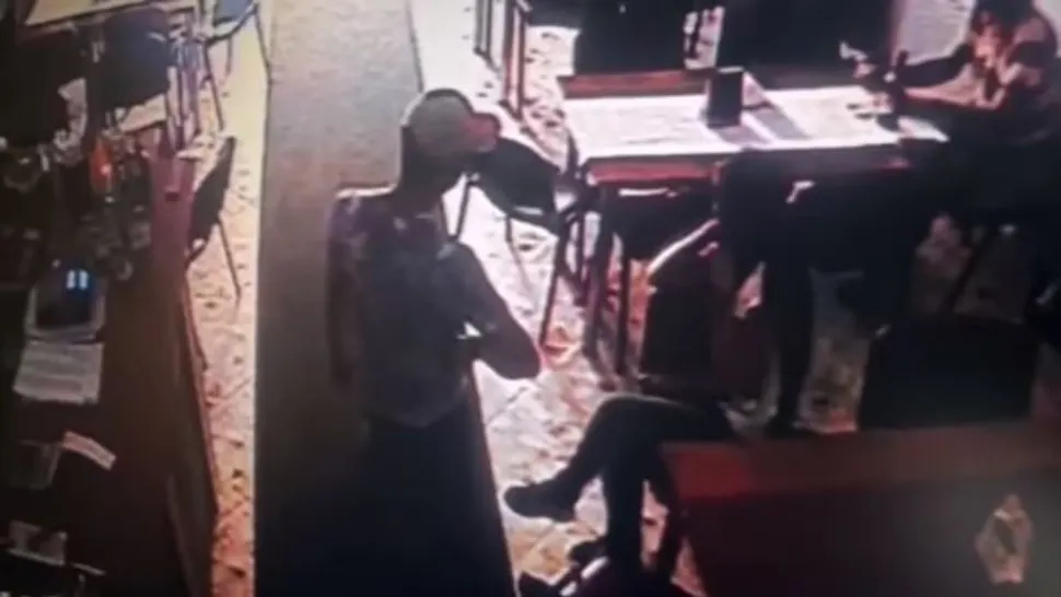 VIDEO | Filmul uciderii bărbatului care a sechestrat o minoră de 16 ani într-un apartament din Piatra Neamţ. Cum s-a ajuns la crimă