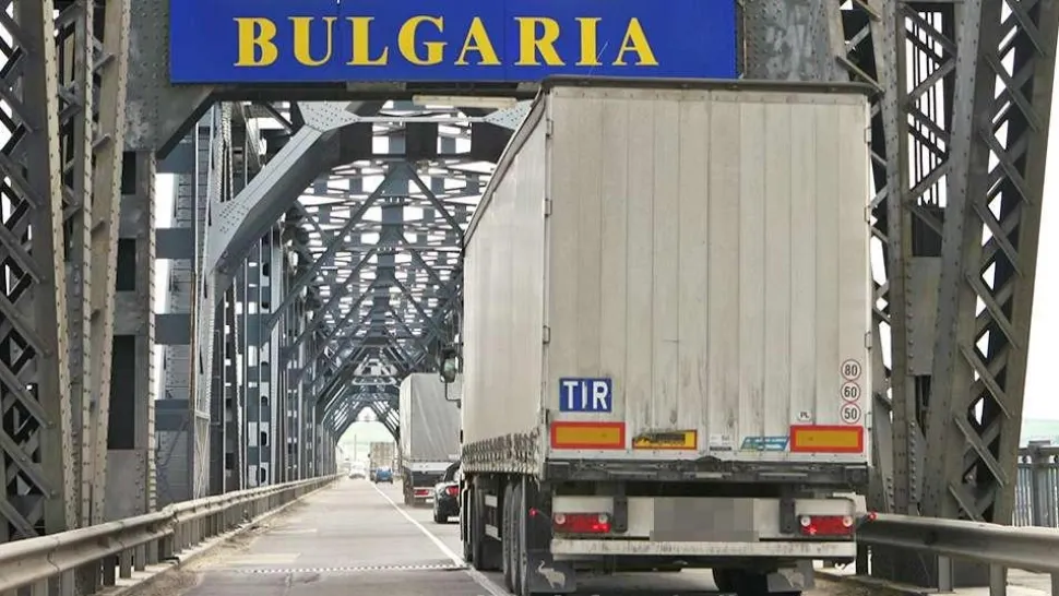 Avertizare MAE pentru românii care călătoresc în Bulgaria: cod portocaliu și galben de ninsoare, pe tot teritoriul