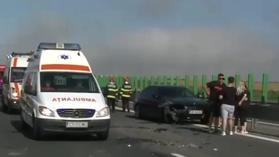 Accident în lanț, pe Autostrada Soarelui: 10 persoane implicate 