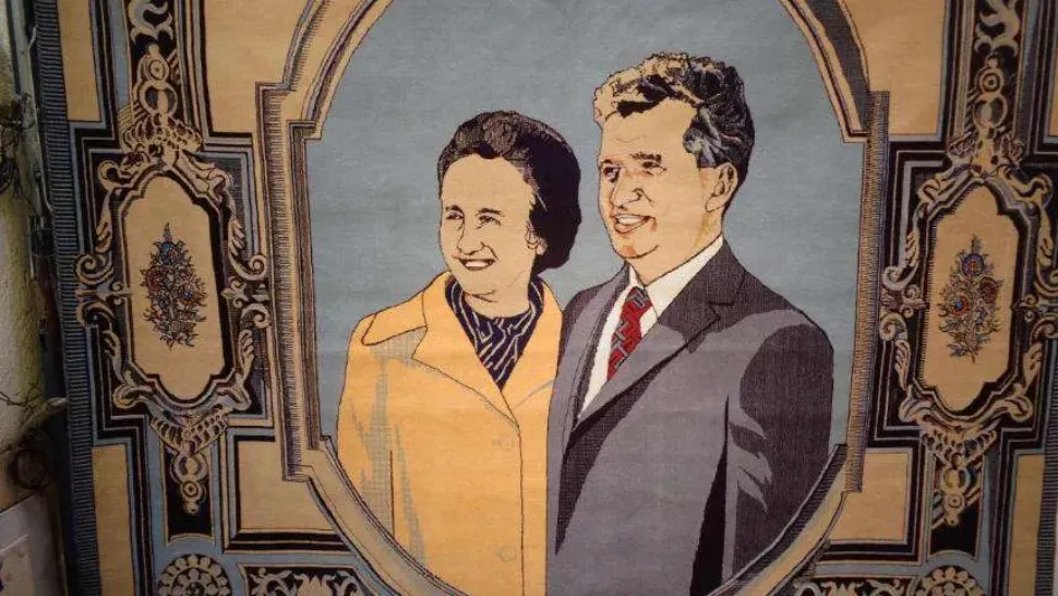 Obiectele familiei Ceaușescu, VÂNDUTE pe internet cu sume colosale - ZECI de mii de euro pe un covor al fostului dictator