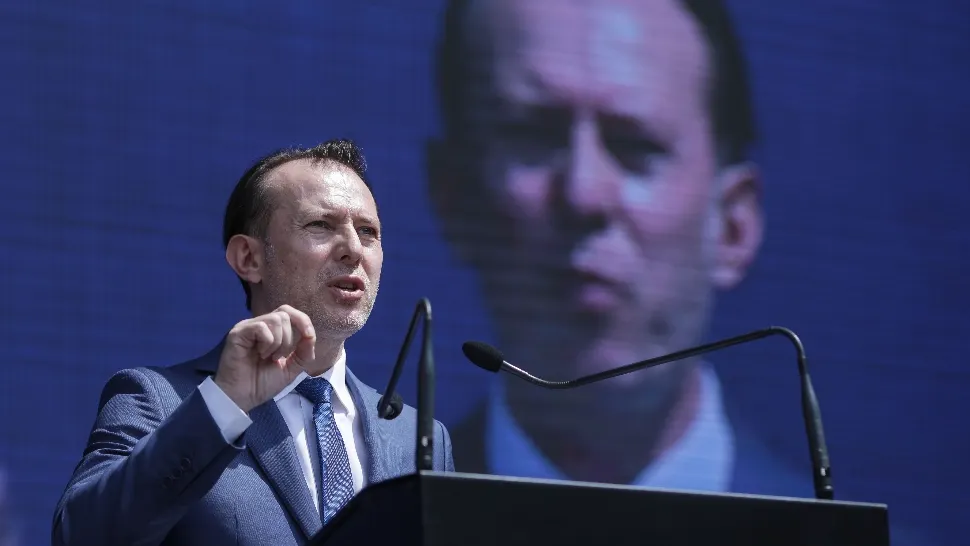 Cîțu, huiduit la Congresul PNL: "Erai beat! Du-te acasă, la brutărie! Demisia!"