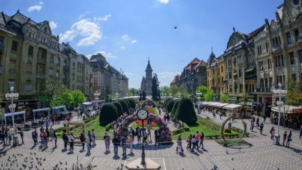 Timișoara revine de joi la RESTRICȚIIE COVID, ca urmare a numărului mare de infectări. Bucureștiul este aproape de prag 
