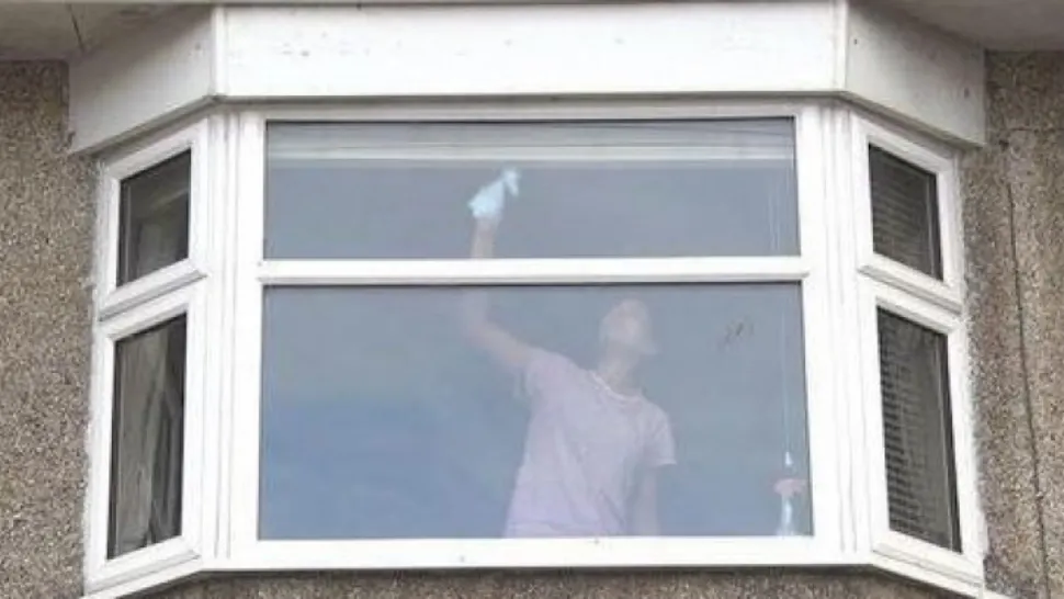 Tu vezi detaliul terifiant din această poză? Motivul tulburător pentru care poliţiştii au dat alarma