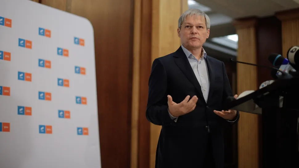 Liderii USR au discutat cu Klaus Iohannis după ce Florin Cîțu le-a închis ușa guvernării în nas