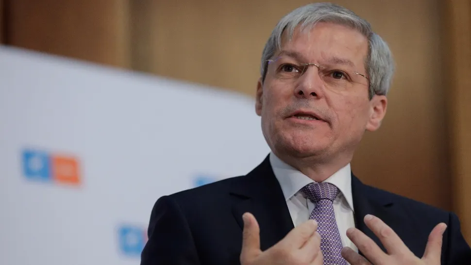 Cioloș spune ce se întâmplă dacă Ciucă nu reușește să formeze un guvern și își depune mandatul: "Mingea este din nou în terenul preşedintelui"