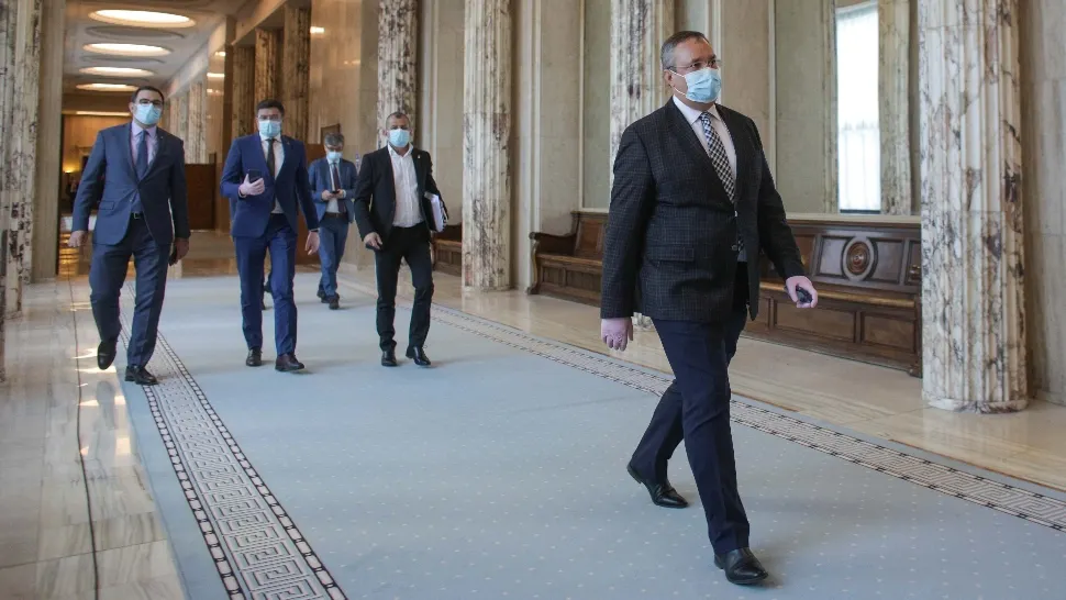 Nicolae Ciucă și-a depus mandatul! Se reface coaliția USR-PNL sau PSD intră în scenă?