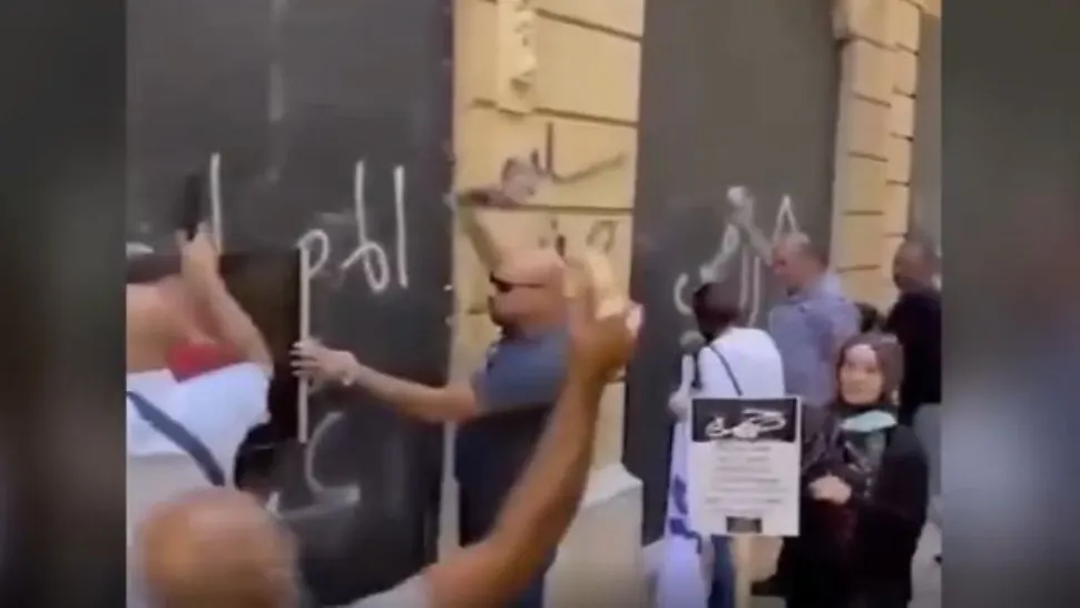 Tensiuni uriașe în Liban! Proteste VIOLENTE din cauza crizei de combustibil